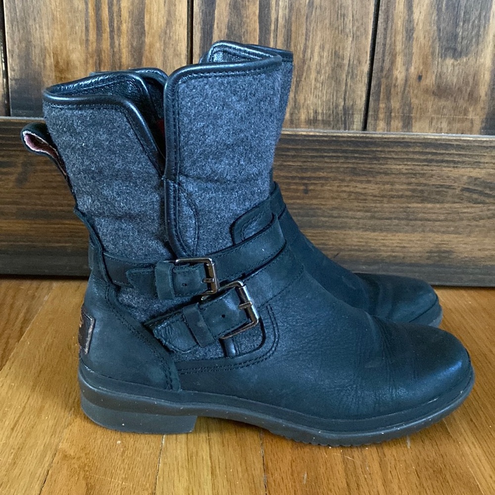 EUC UGG Black Leather & Wool Simmens Ankle Boot